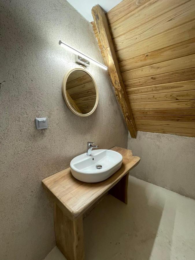 Unique Wooden Villa With Pool Olympiada Extérieur photo